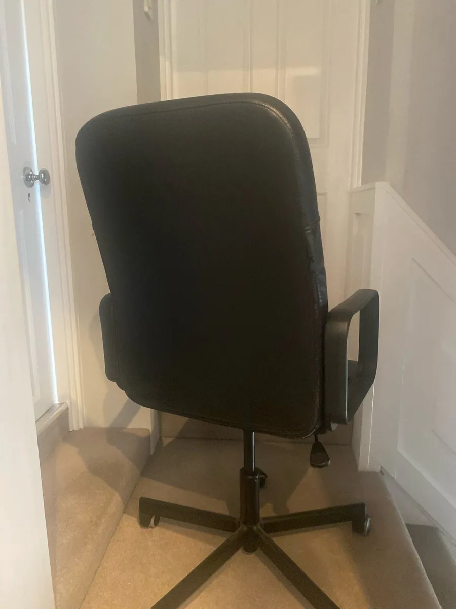 Office chair - Image 4