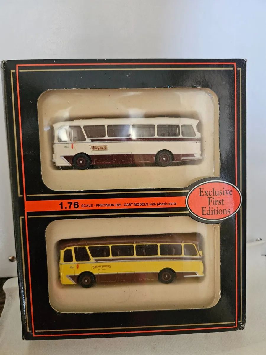 Corgi Bus Set