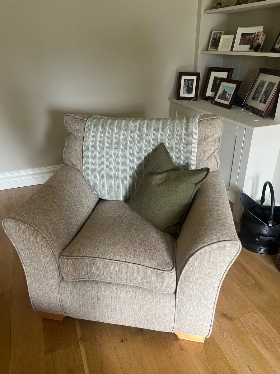 Sofa & chair - Image 2