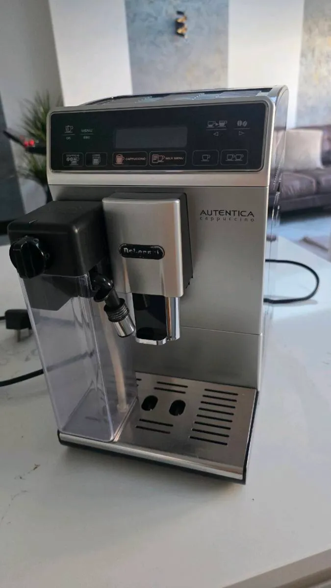 De'Longhi Automatic Bean-to-Cup Coffee Machine - Image 1