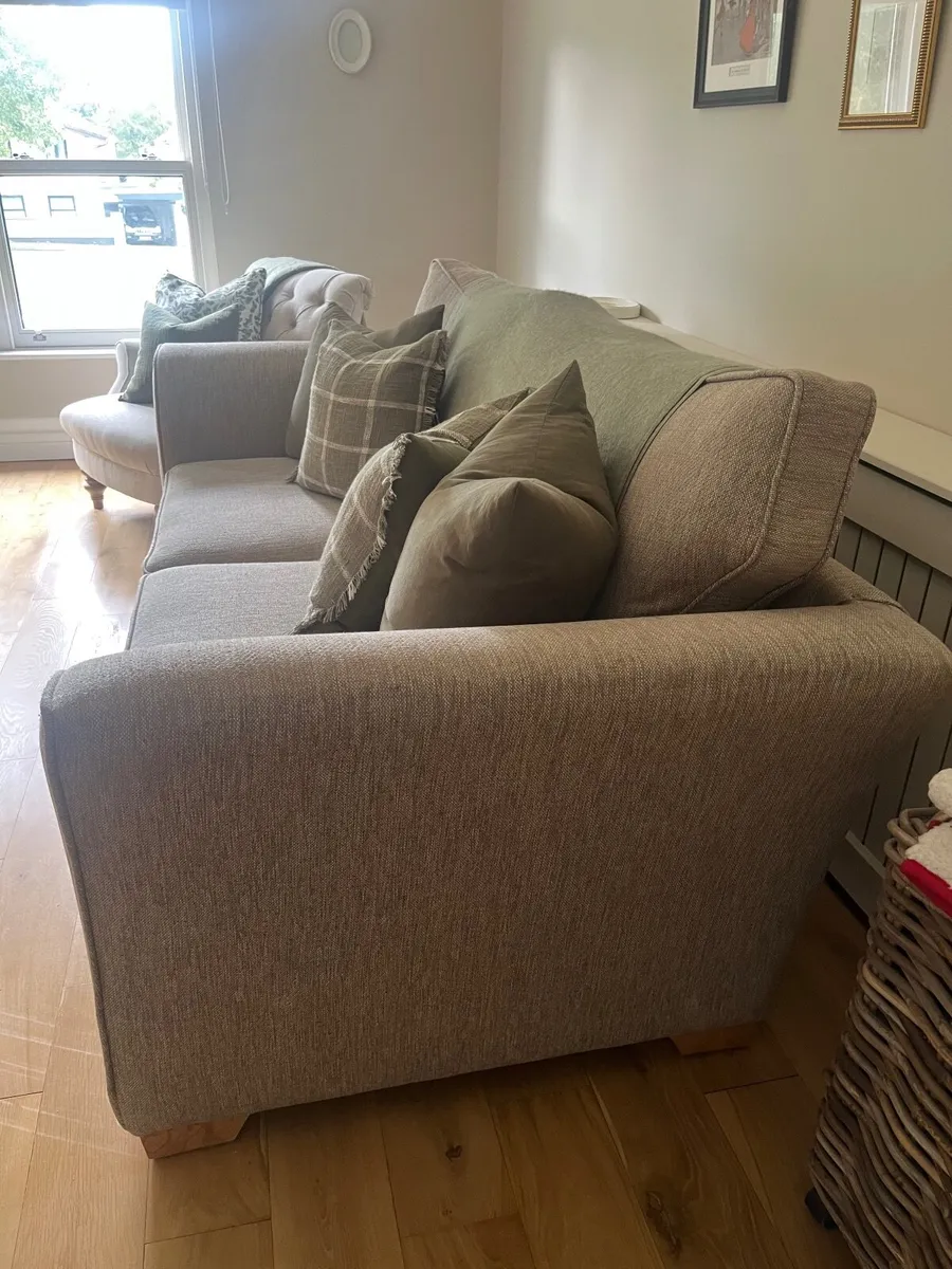 Sofa & chair - Image 3