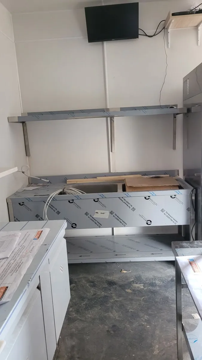 Stsinless steel catering equipment - Image 3