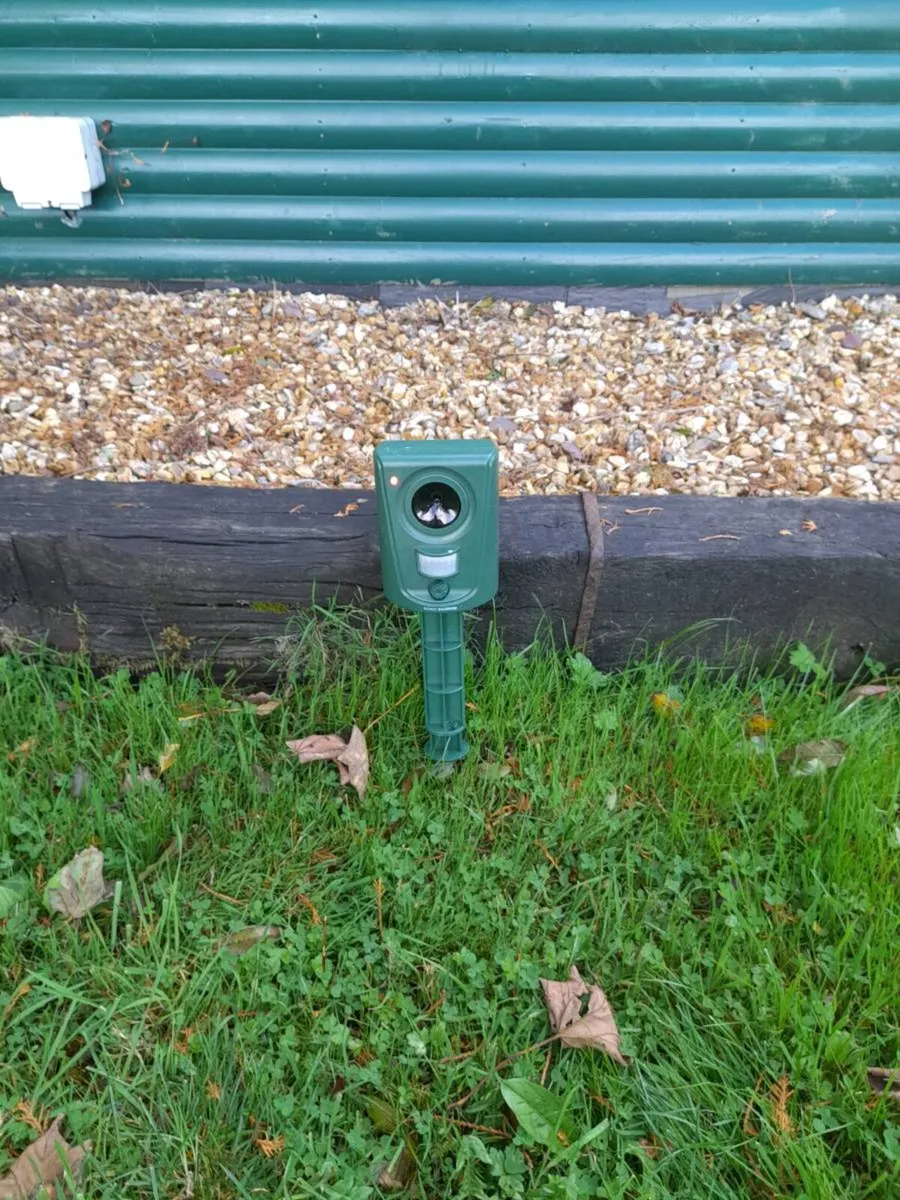 Cat Deterrent Sonic Noise Emitter - Image 1