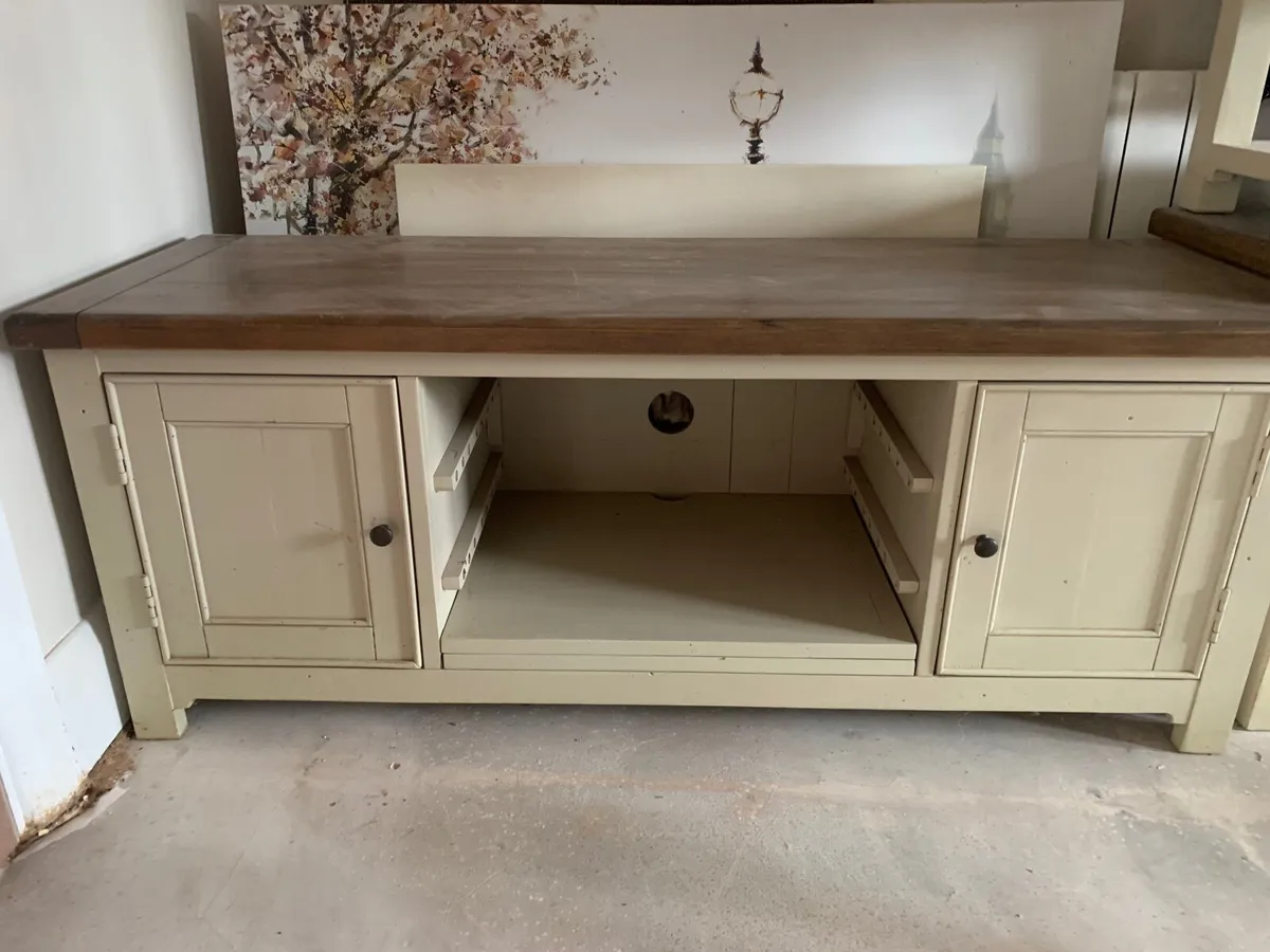 Furniture - Image 3