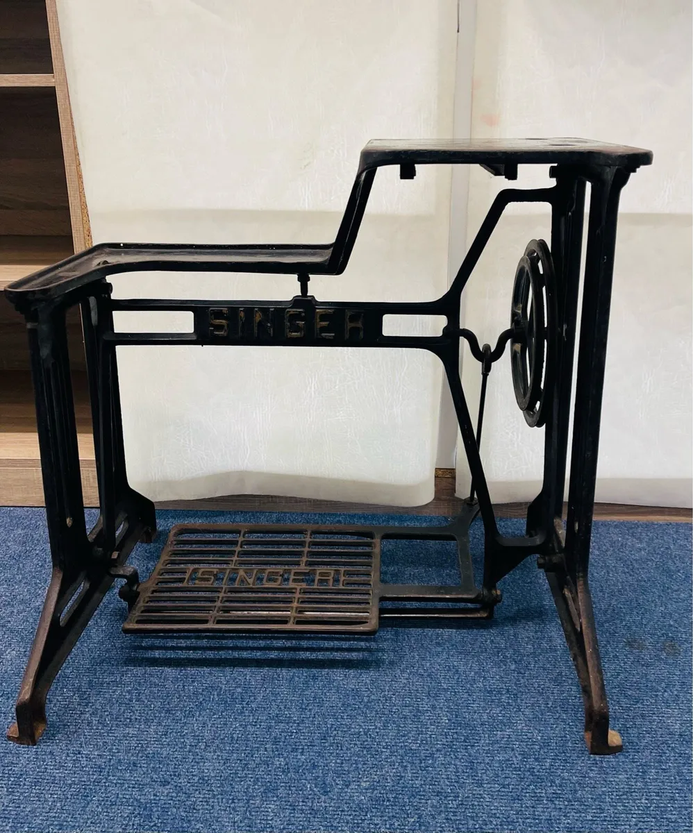 Singer sew machine treadle base 29k - cobbler - Image 2