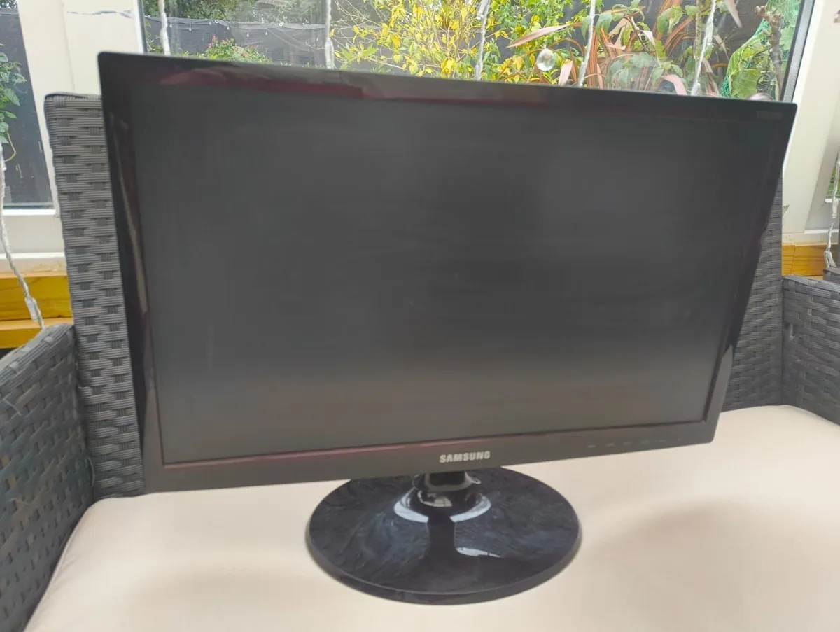 Monitors - Image 1