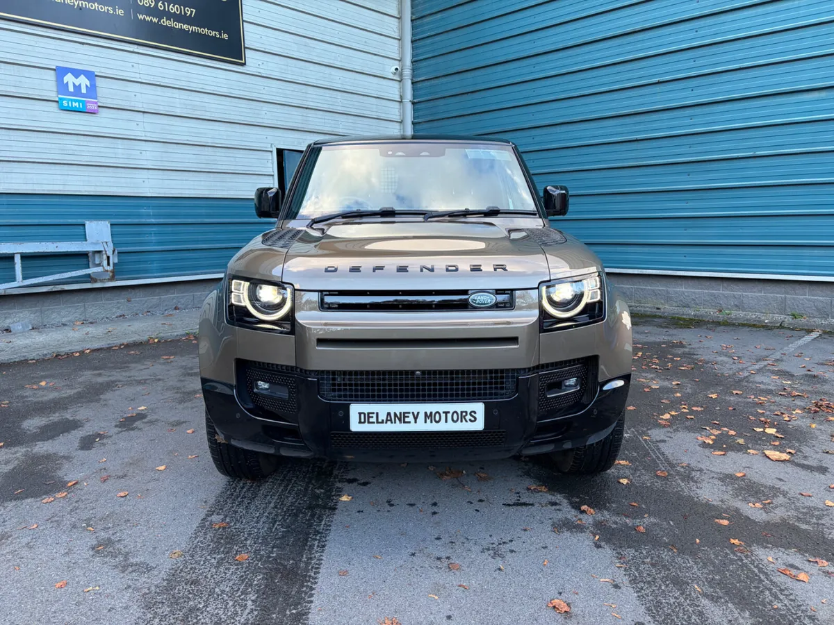 251 Defender 90 D350 HSE X Dynamic N1 3 Seat Van - Image 2