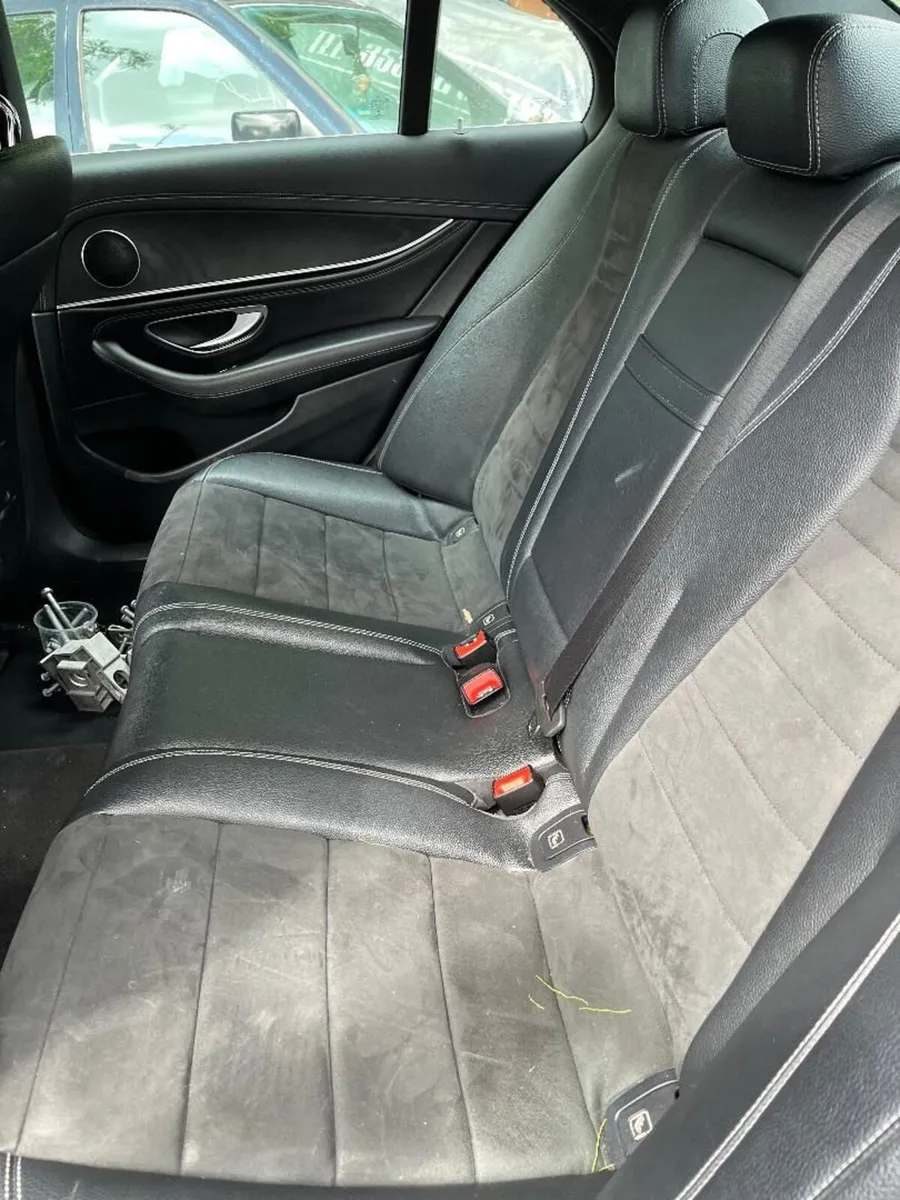 Toyota Land Cruiser 2006 - Image 2