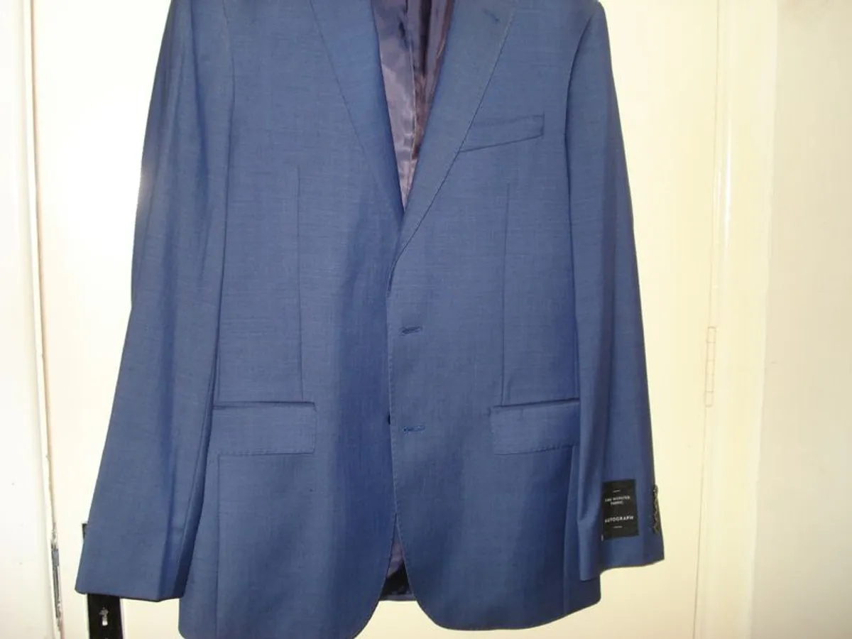 Men's M&s Blazer 100% Wool As New Blue 40 Long - Image 1