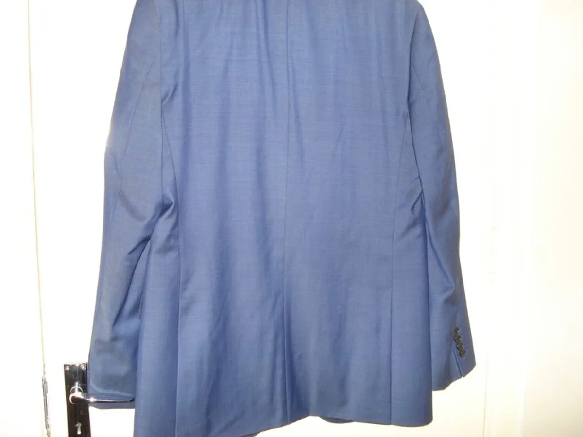 Men's M&s Blazer 100% Wool As New Blue 40 Long - Image 2