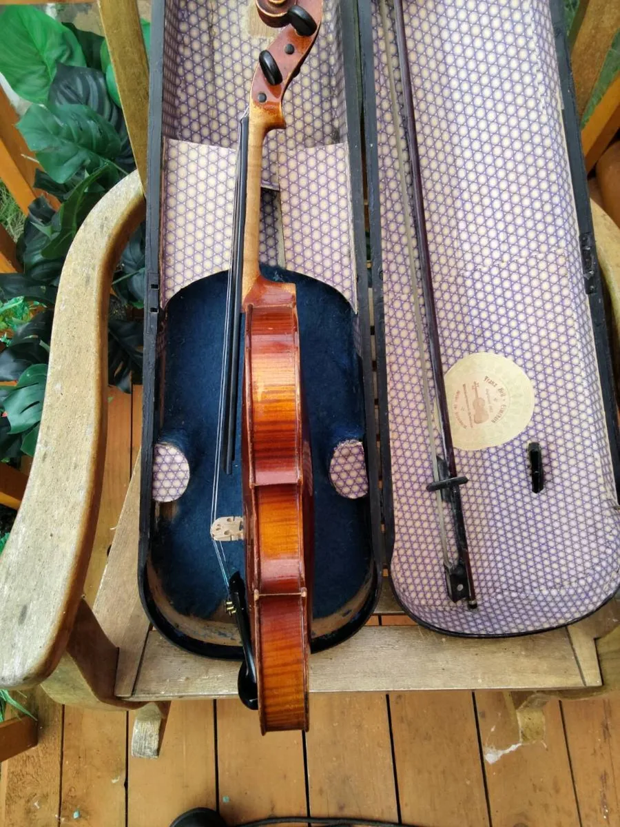 Old full size violin - Image 4
