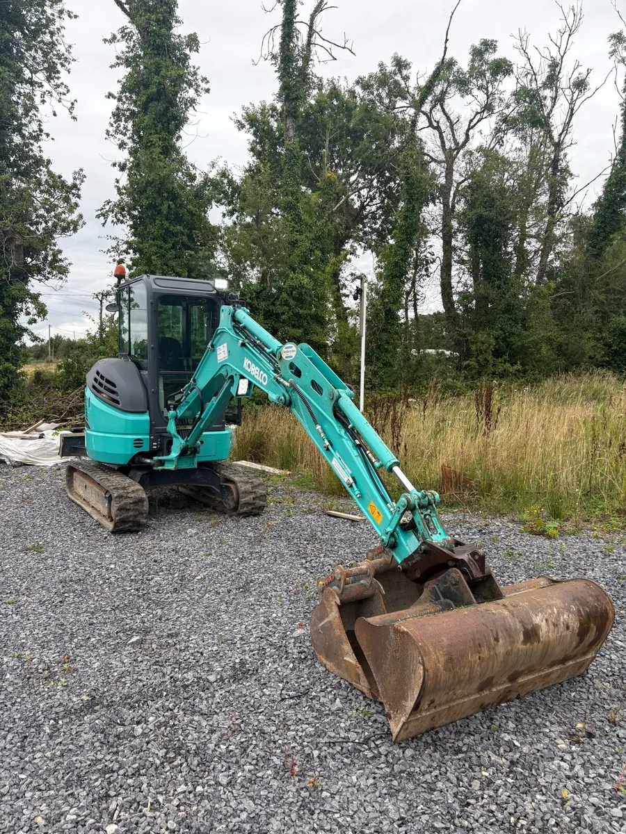 Mini digger - Image 3