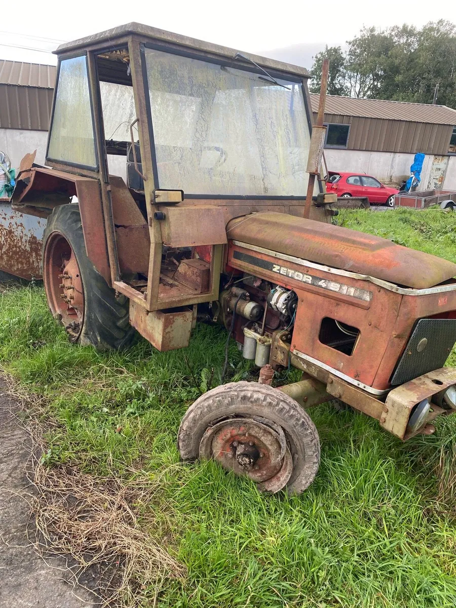 Zetor 4911 for parts only - Image 2