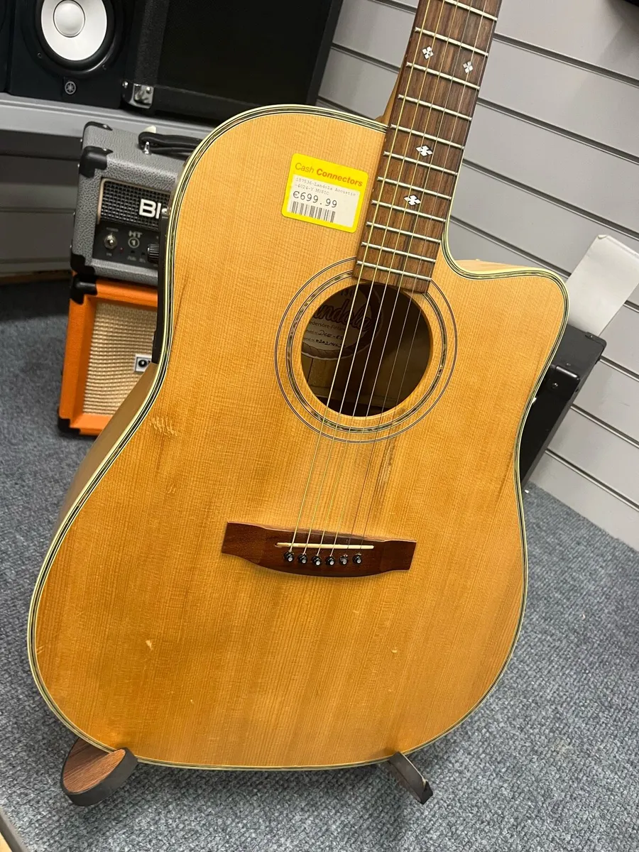 Landola Semi Acoustic Guitar - Image 2