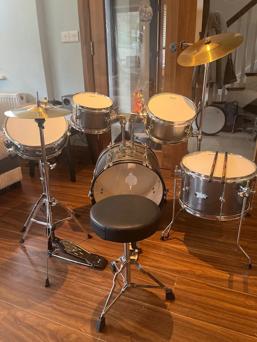 Pearl roadshow jr. drum set - Image 2