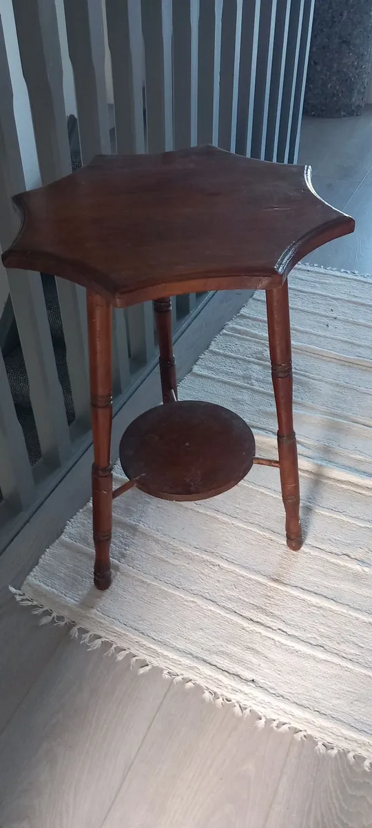 Small wooden vintage table - Image 1