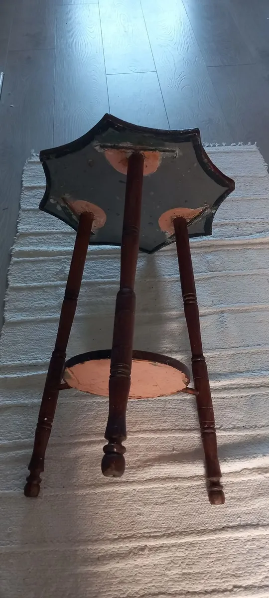 Small wooden vintage table - Image 2