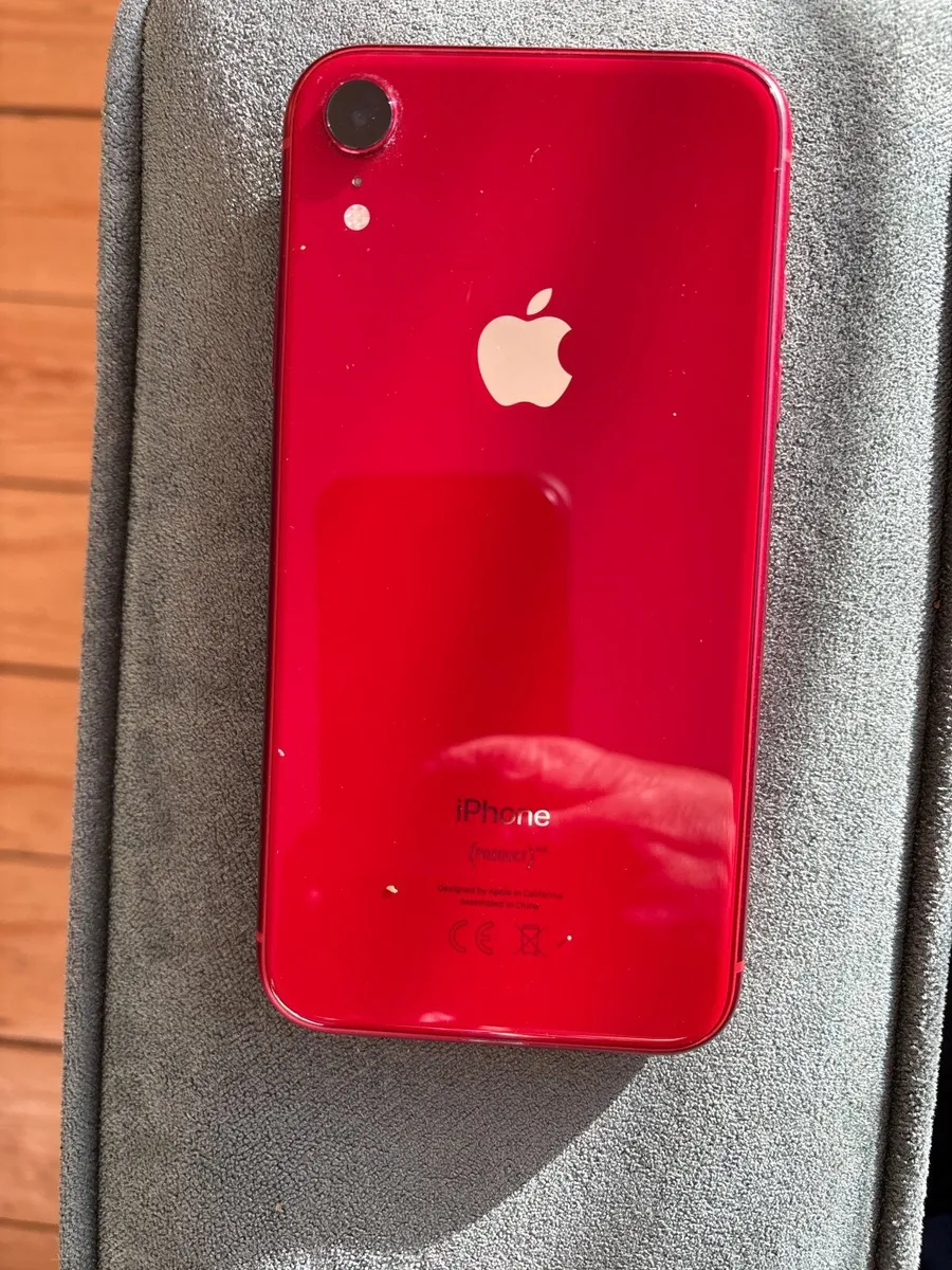 iPhone XR 64go Red - Image 2