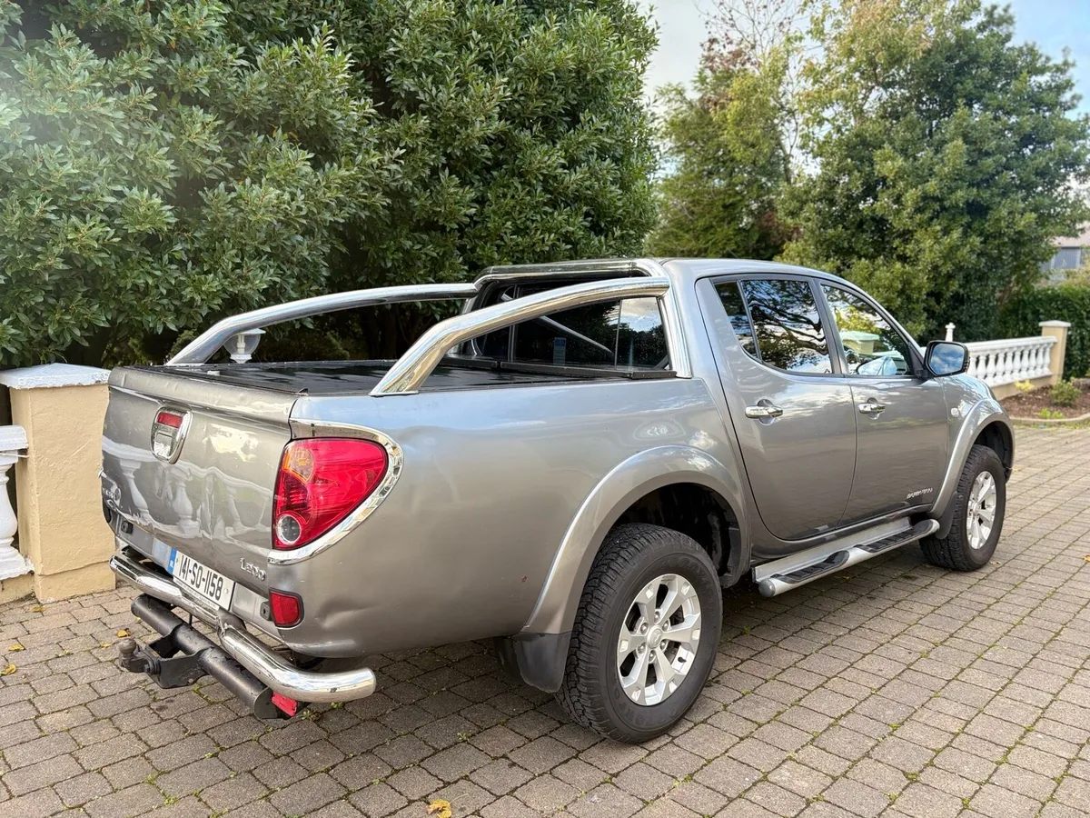 Mitsubishi L200 Barbarian Auto 174hp - Image 3