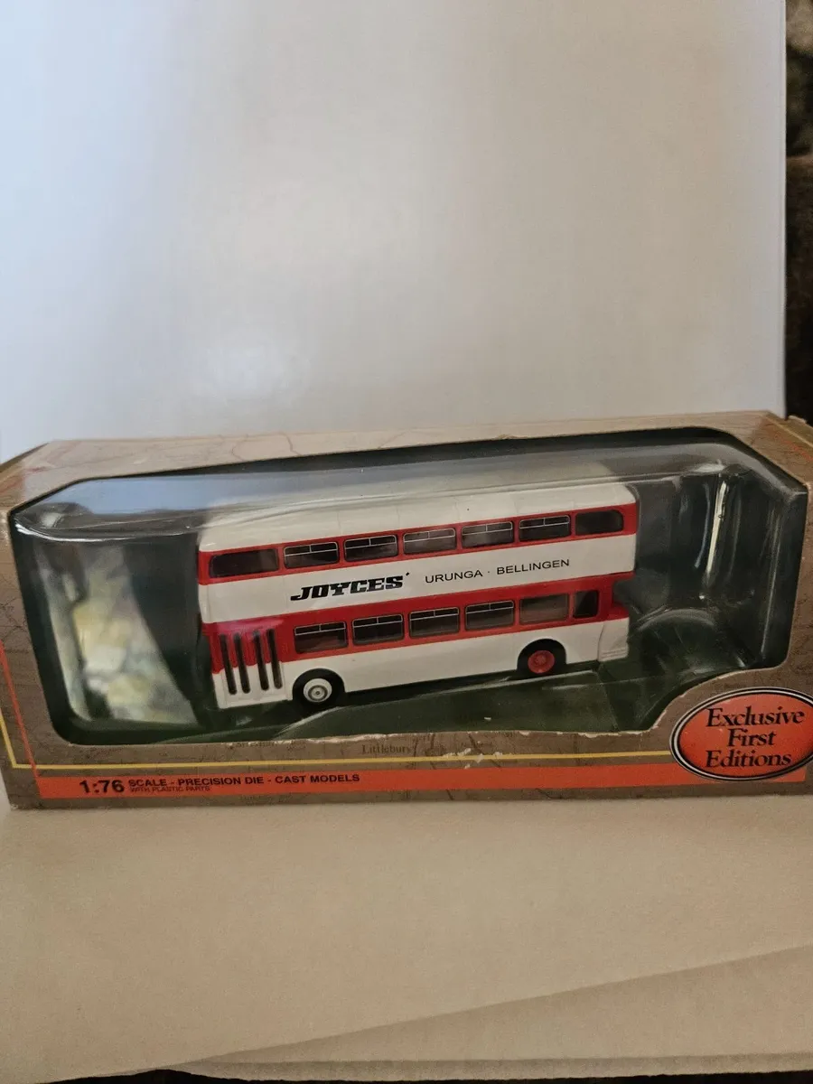 Corgi Bus