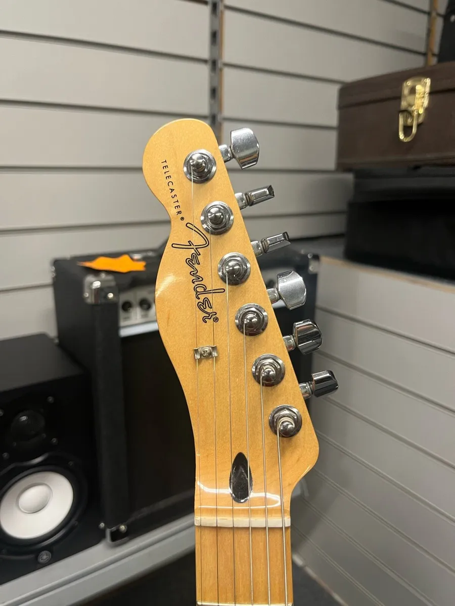 Left Handed Mexican Fender Telecaster - Image 3