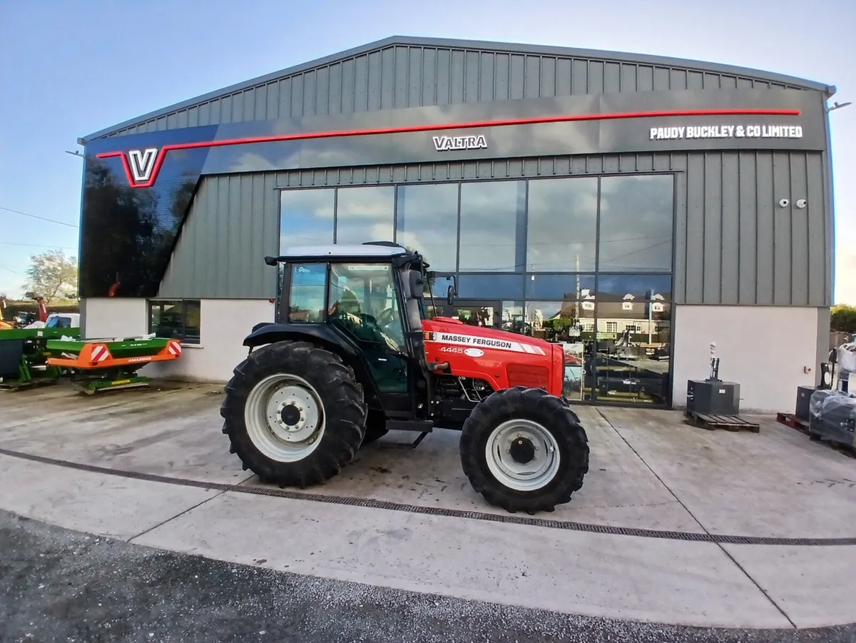 Massey Ferguson 4445 - Image 1