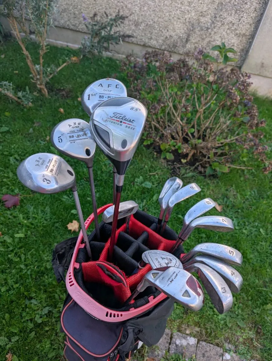 Cheap set of adult golf clubs - Image 2