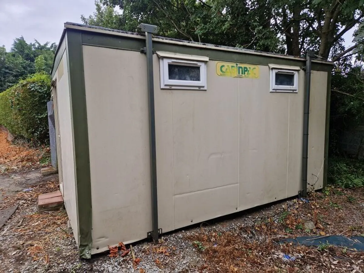cabin - Image 4