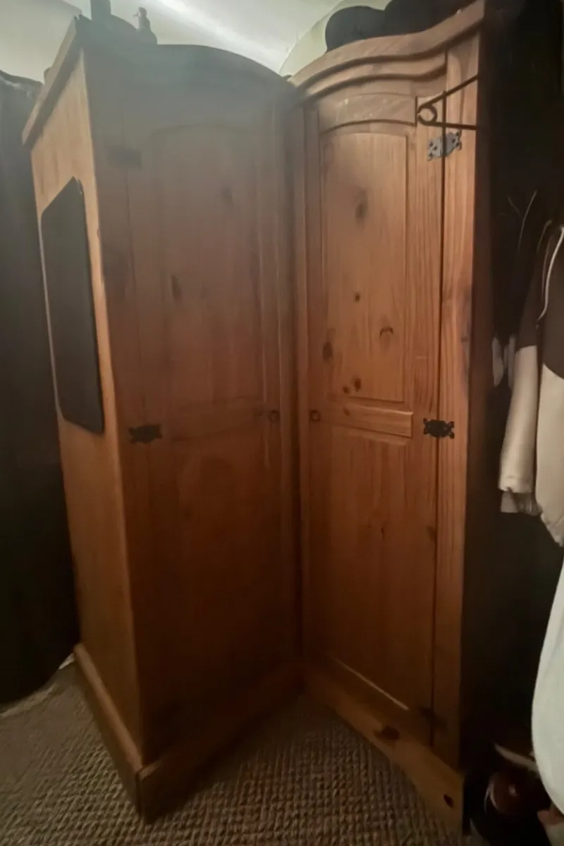 Wardrobes - Image 4