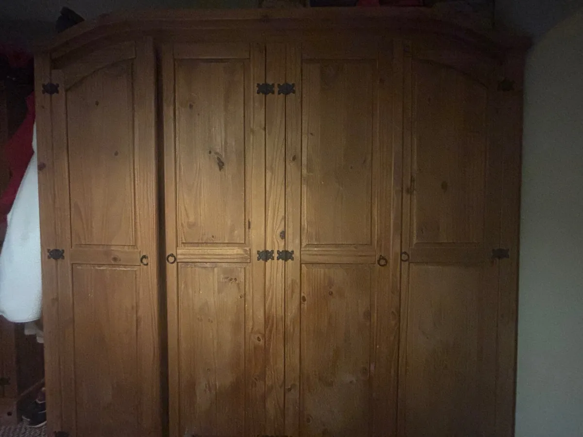 Wardrobes - Image 3