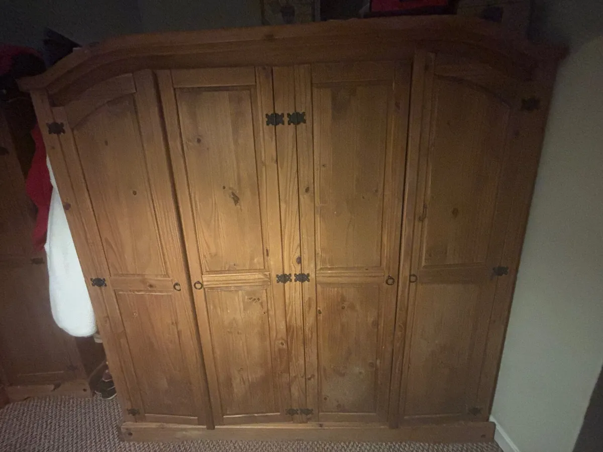 Wardrobes - Image 2