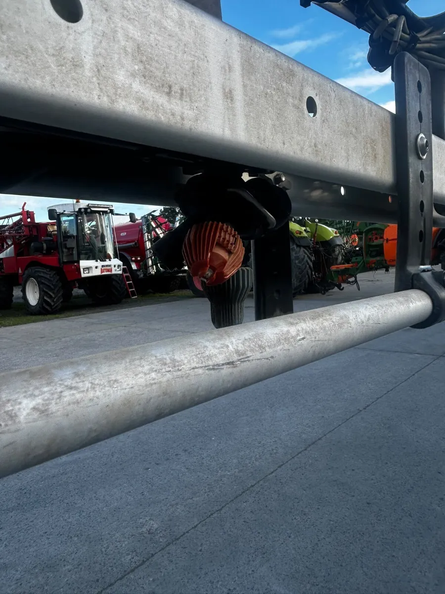 Amazone sprayer - Image 4