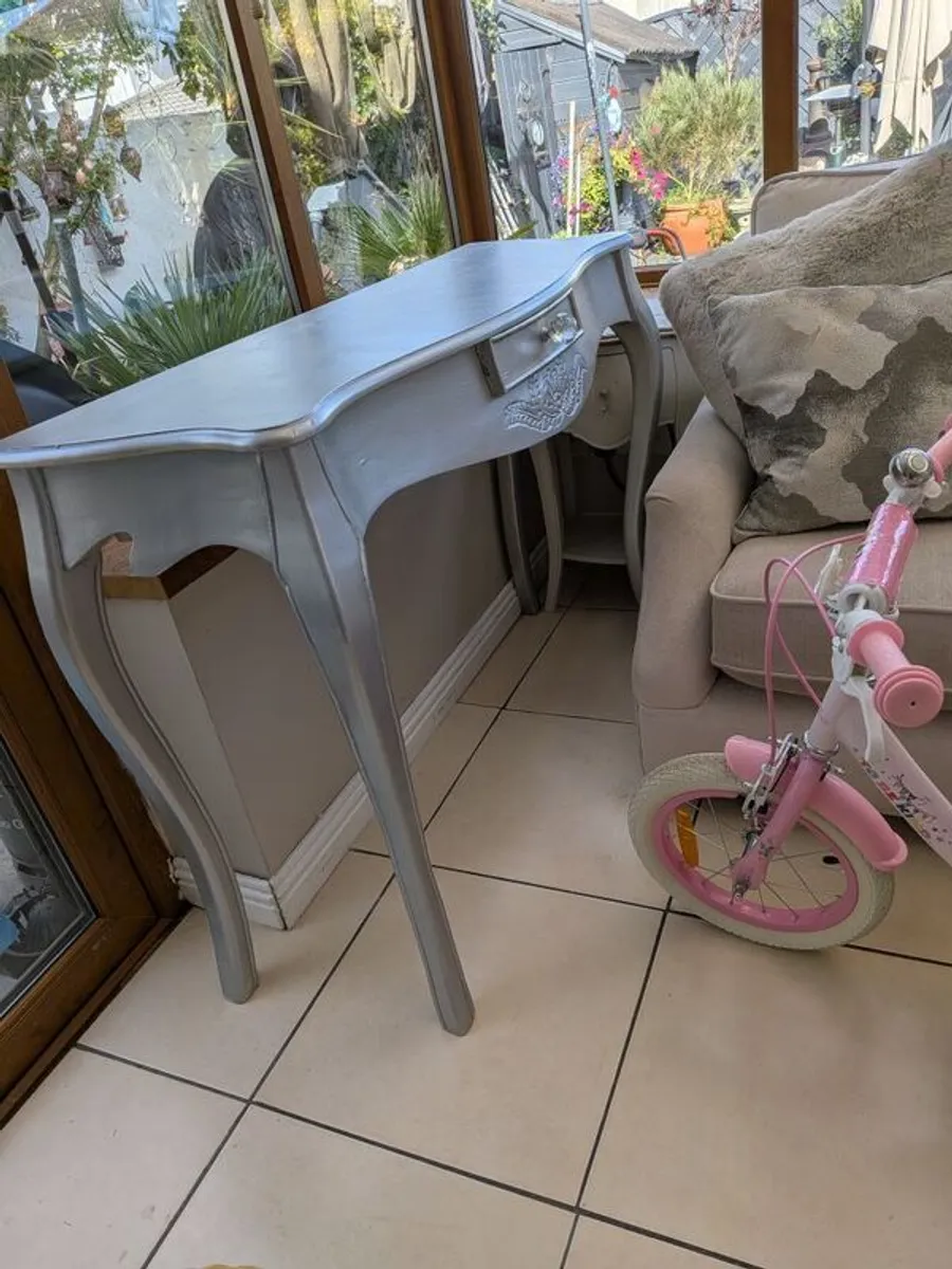 Console table only - Image 2