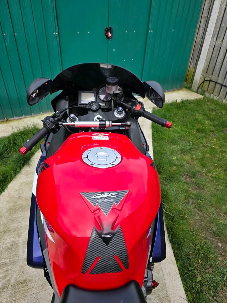 Honda cbr 929rr - Image 4