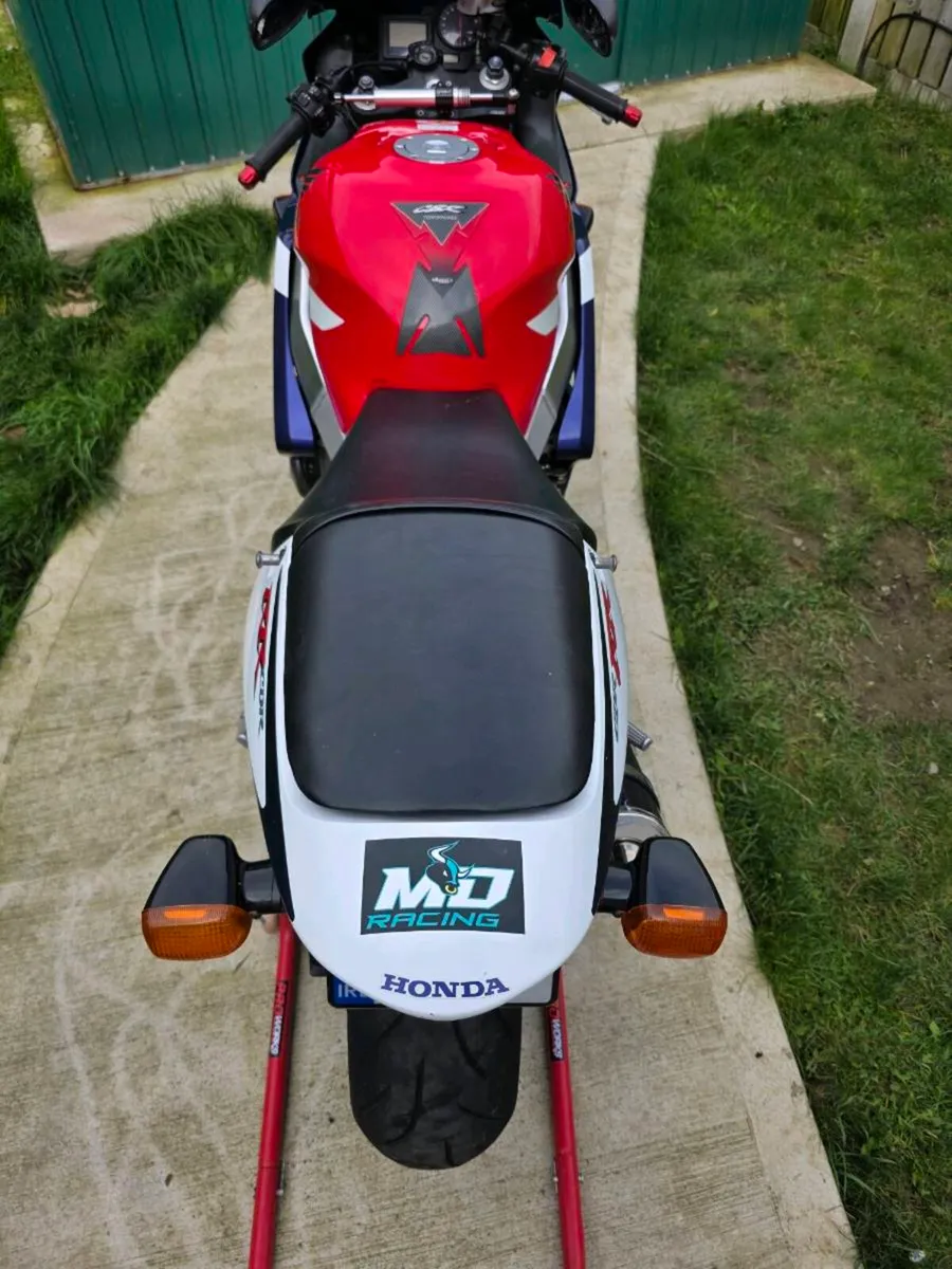 Honda cbr 929rr - Image 3