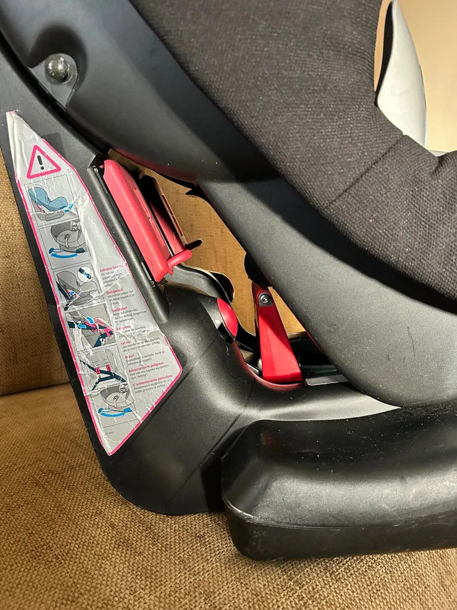 Child car seat - Image 3