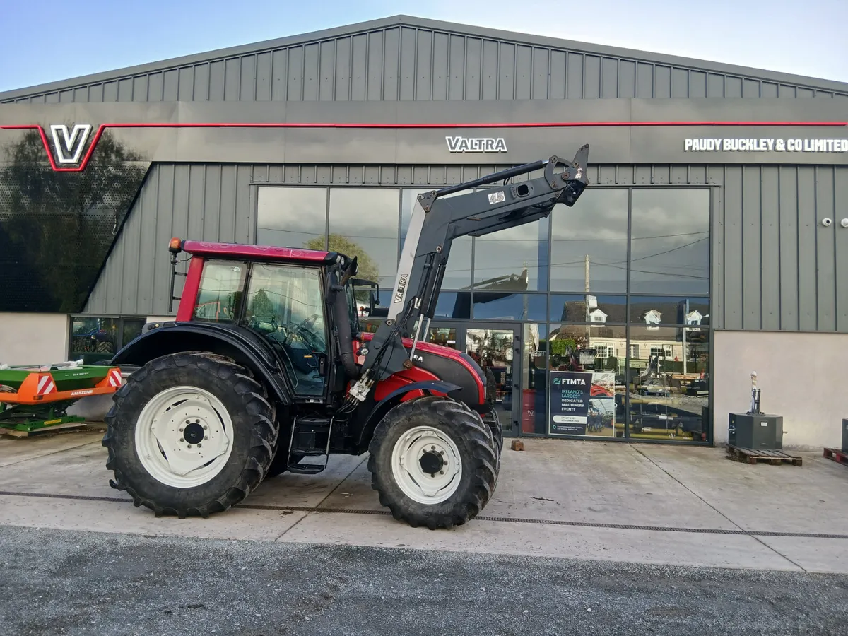 Valtra N111 & Quicke loader - Image 1