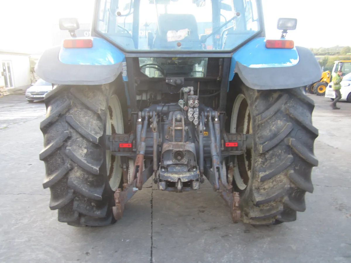 NEWHOLLAND 110 - Image 4
