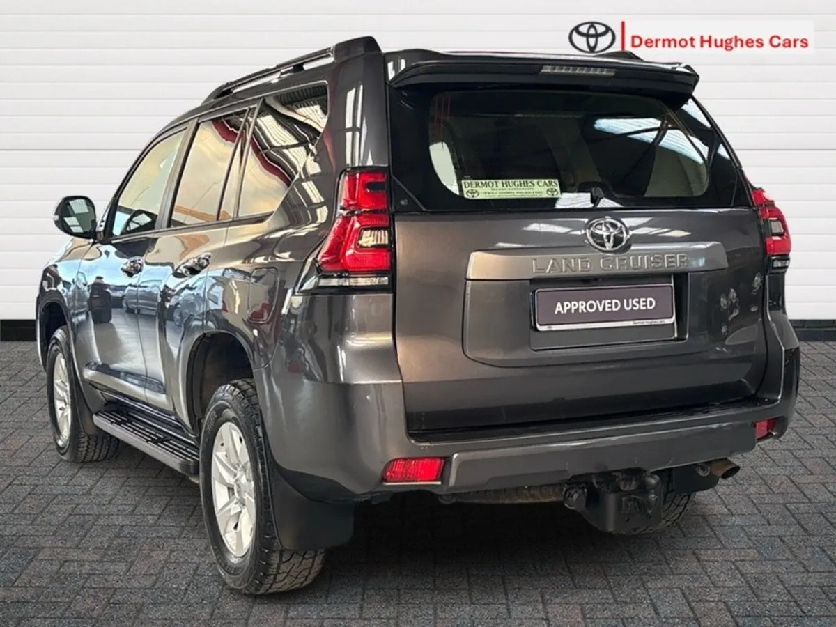 Toyota Land Cruiser LWB COMMERCIAL VAT - Image 2