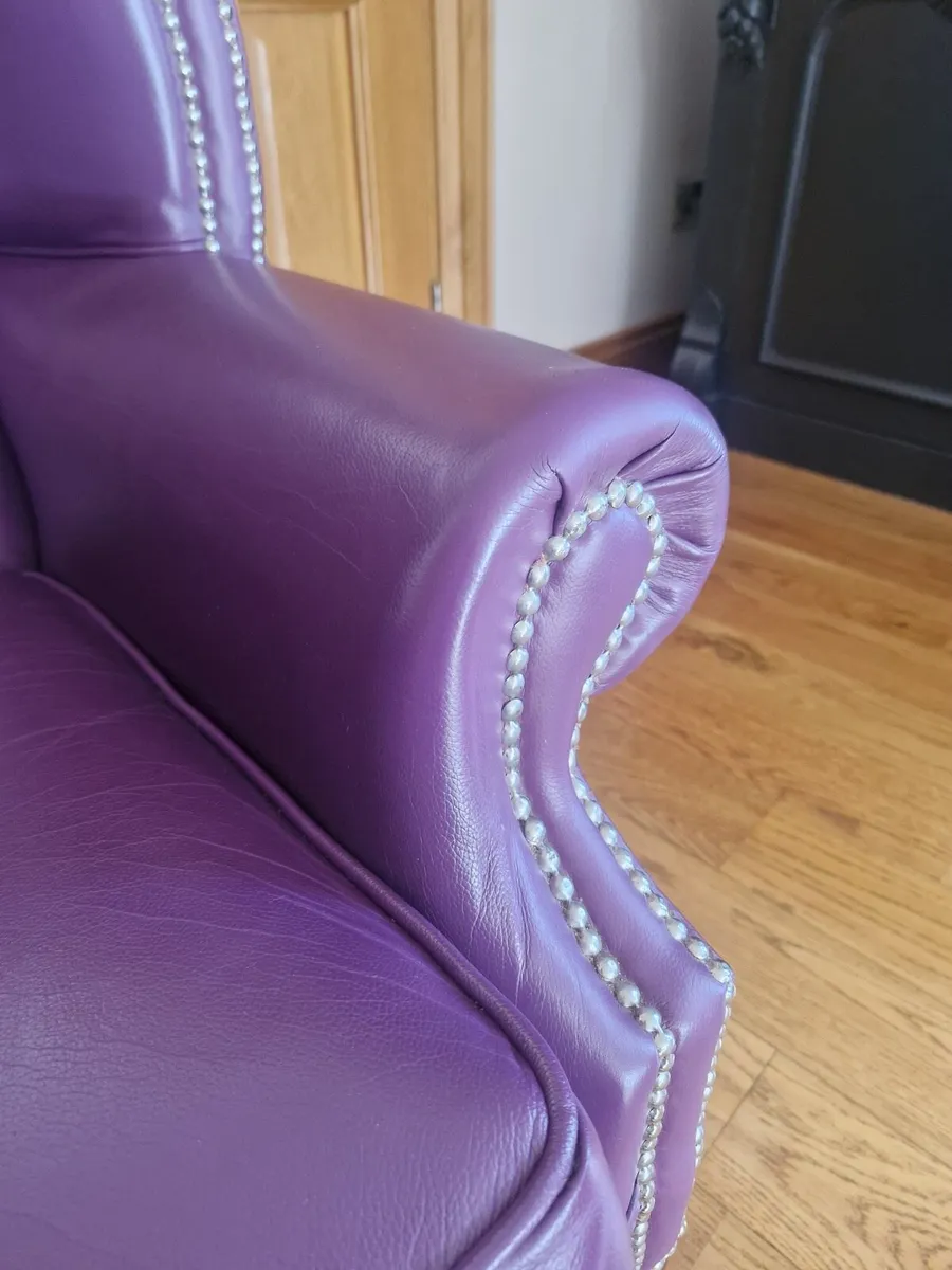Chesterfield chair and footstool - Image 3