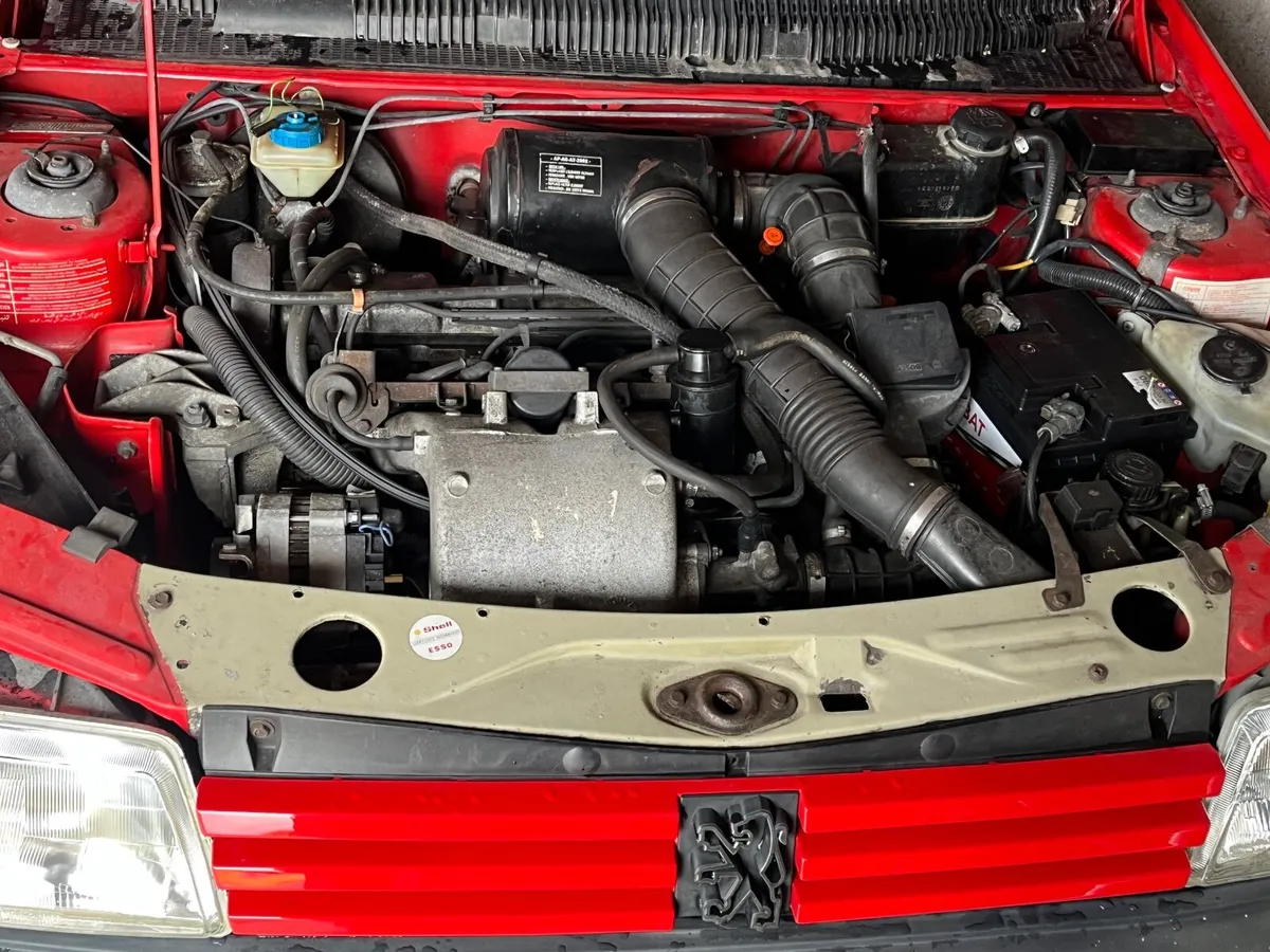 Peugeot 205 1990 - Image 3