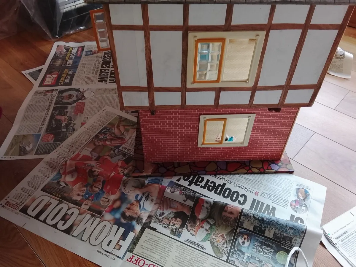Doll house - Image 3