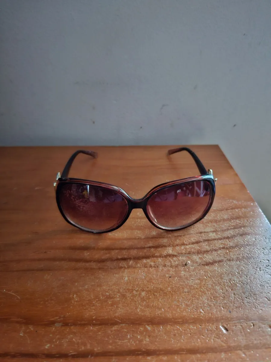 Vintage Retro Sunglasses - Image 1