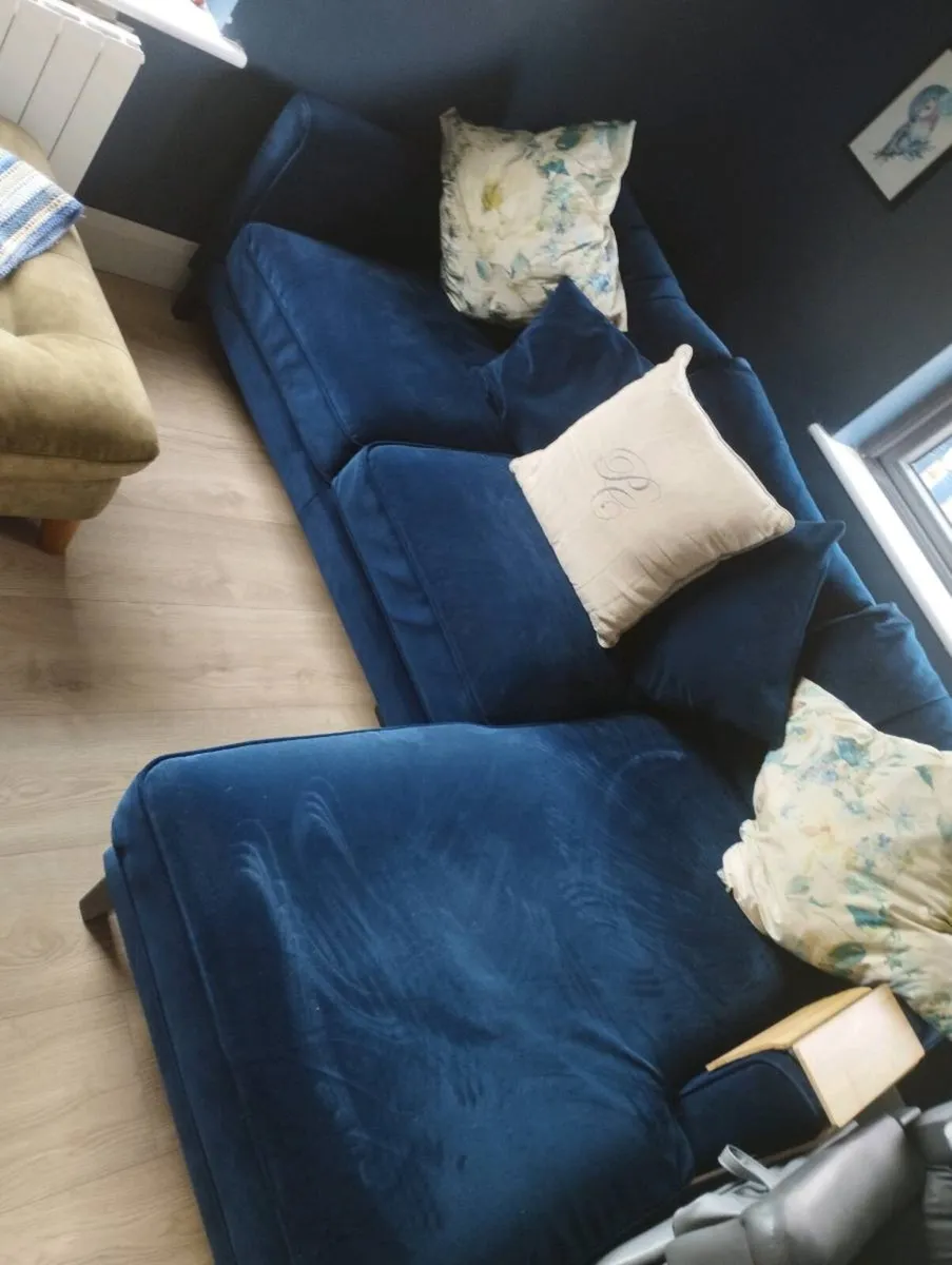 Couch 3 seater with chaise - Image 3