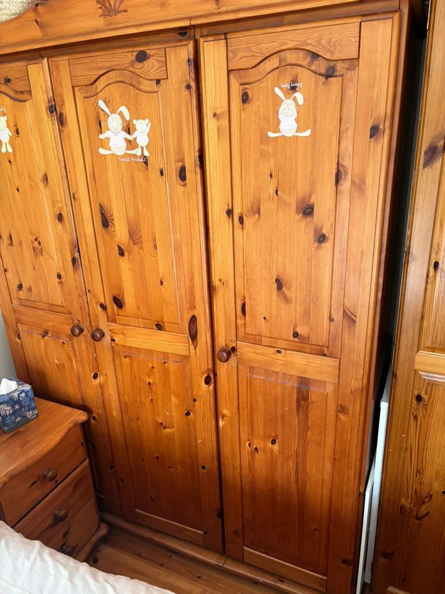 Sliderobes..pine wardrobes - Image 2