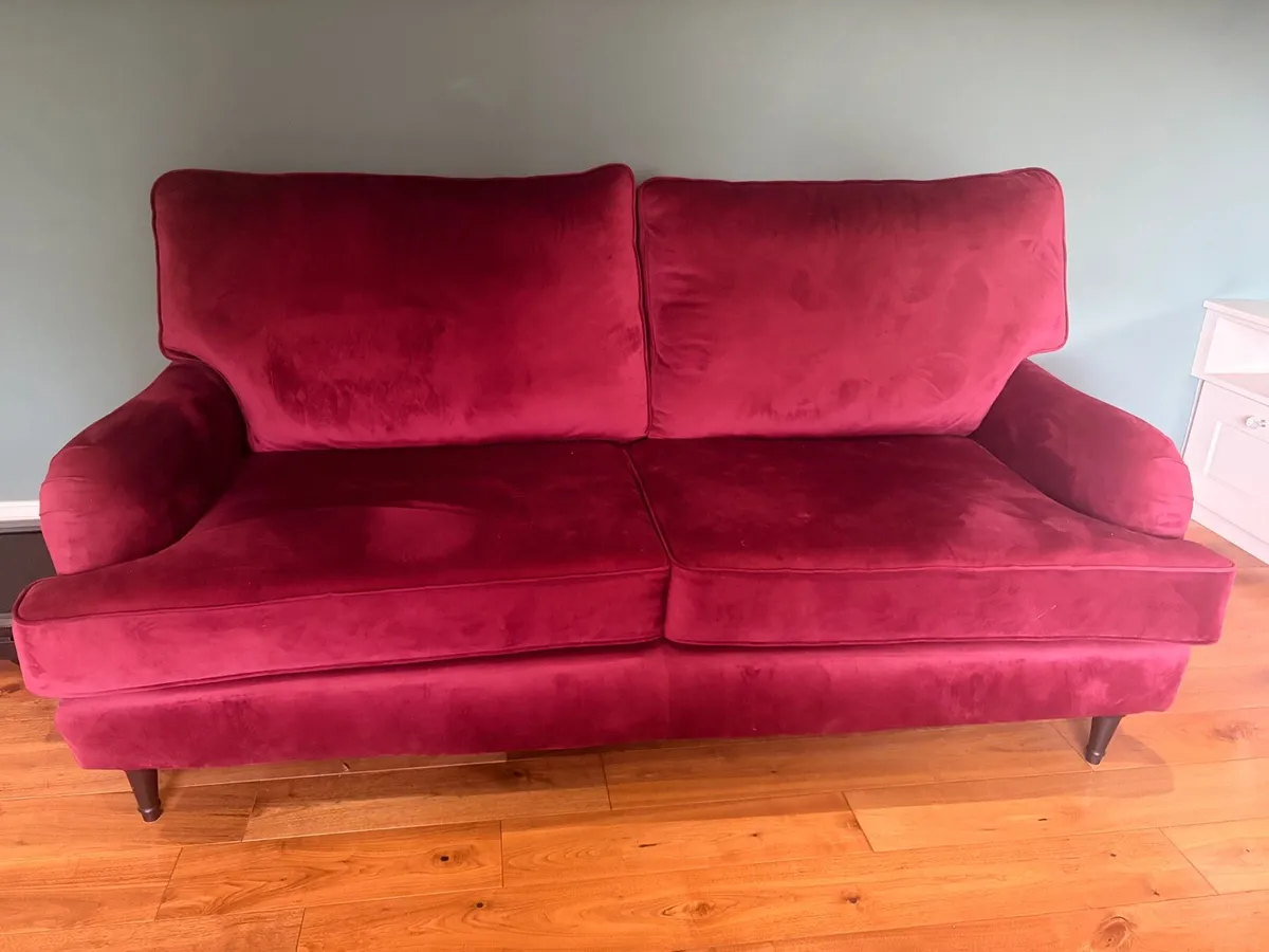 Couch - Image 2