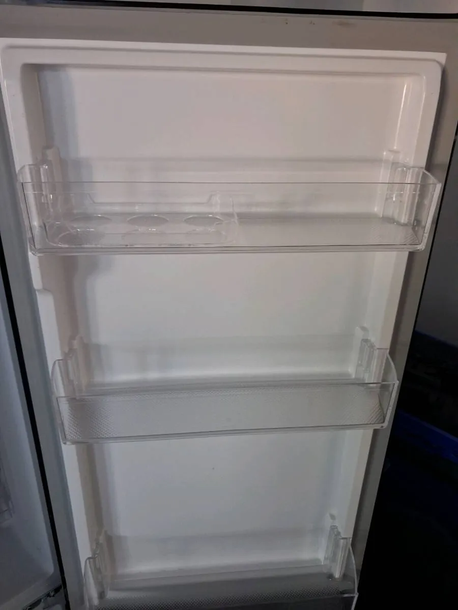 Logik Fridge freezer - Image 3