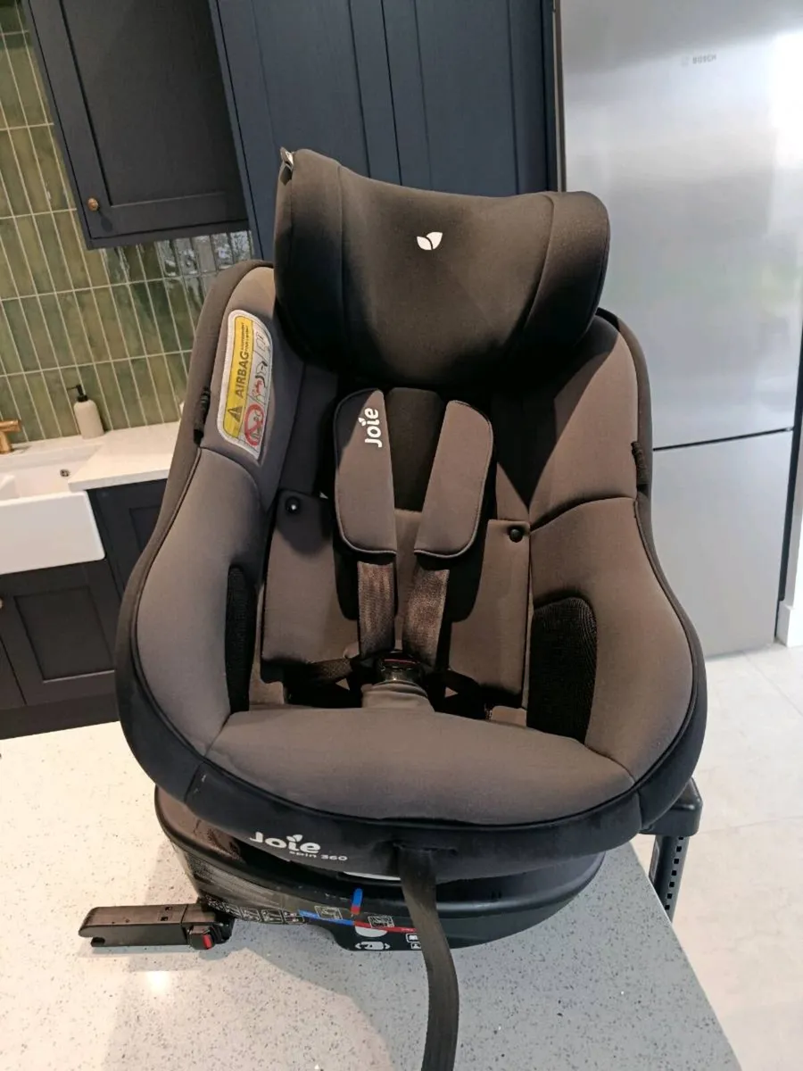 Car seat - Image 4