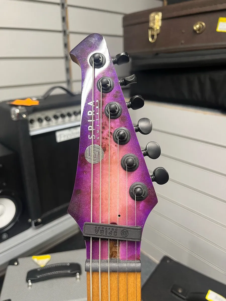 Spira S450 Electric Guitar - Image 3