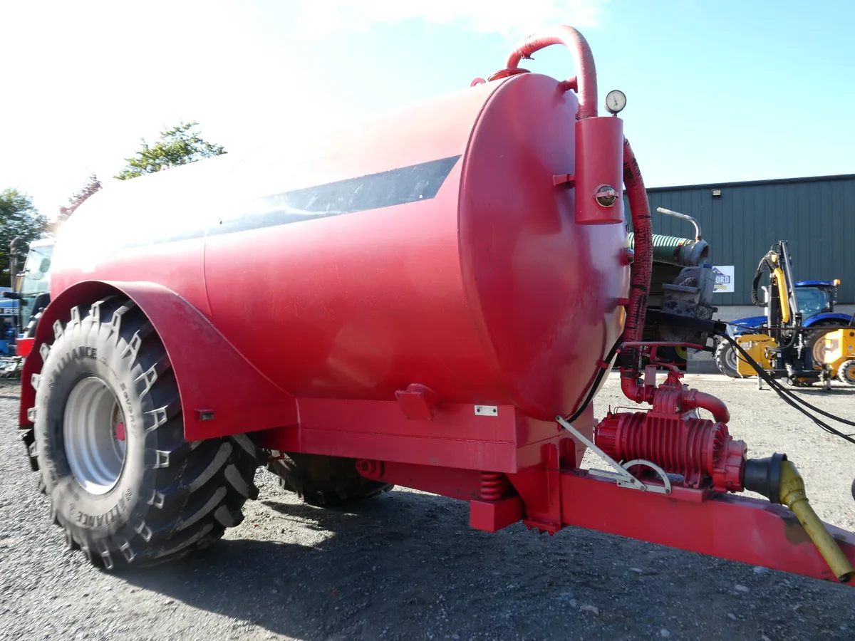 Hi Spec 2300 Gallon tanker - Image 4